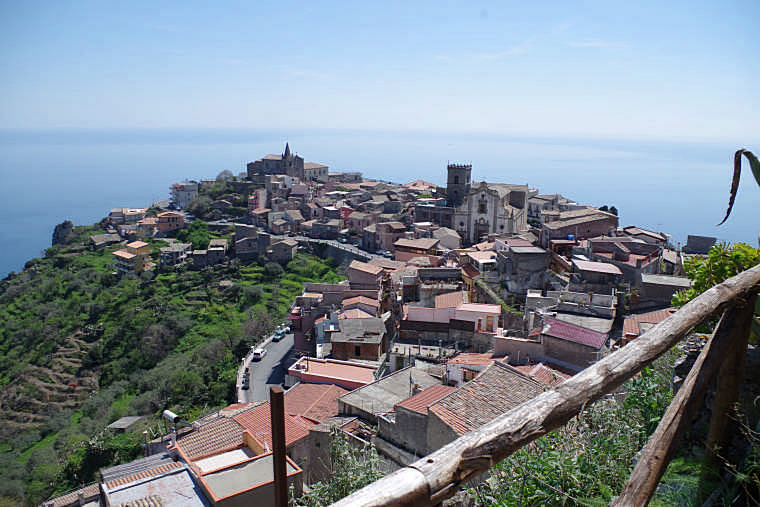 forza d'agrò veduta del paese foto taobook