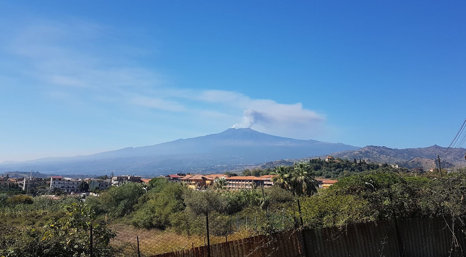 etna visibile dai dintorni di taormina 