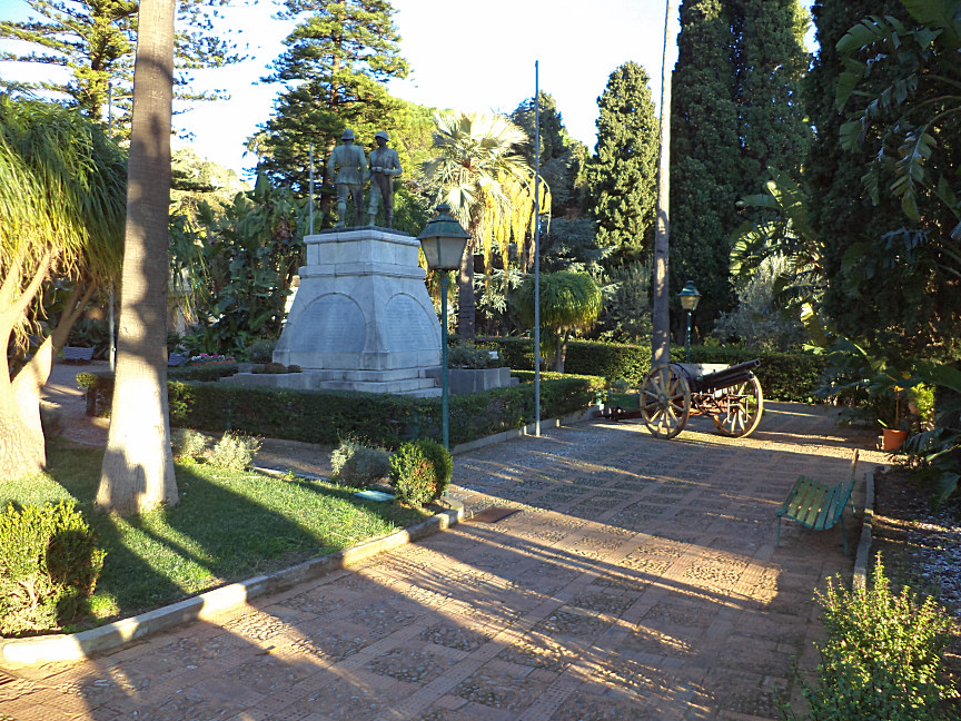 taormina villa comunale monumento milite ignoto