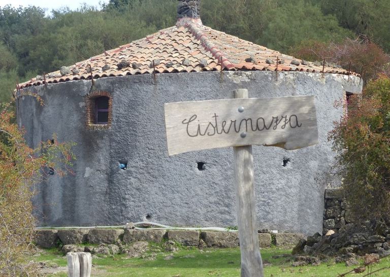 Cisternazza Etna trekking