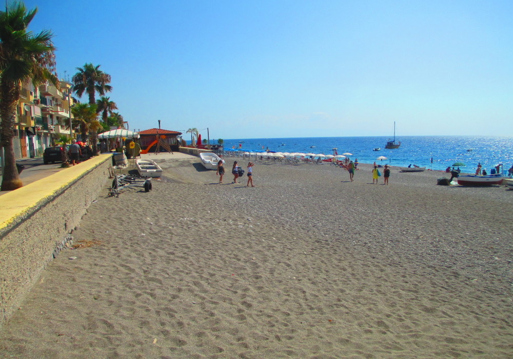 Spiaggia di Letojanni