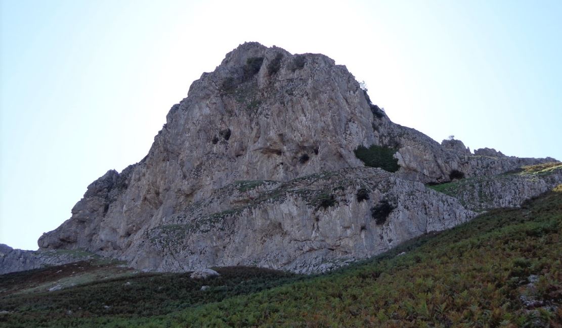 rocca leone e rocca salvatesta novara di sicilia