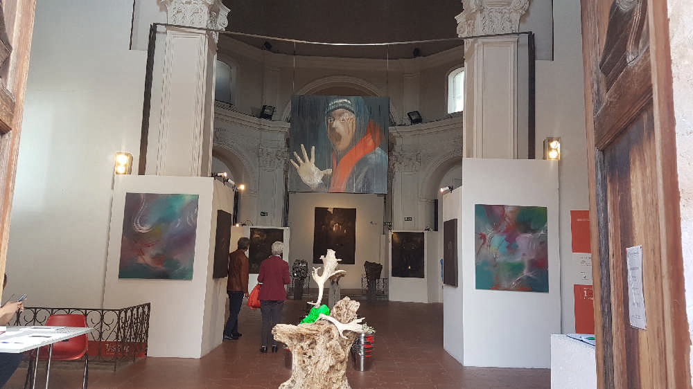 sicilia taormina esibizioni artistiche dentro chiesa del carmine exhibitions