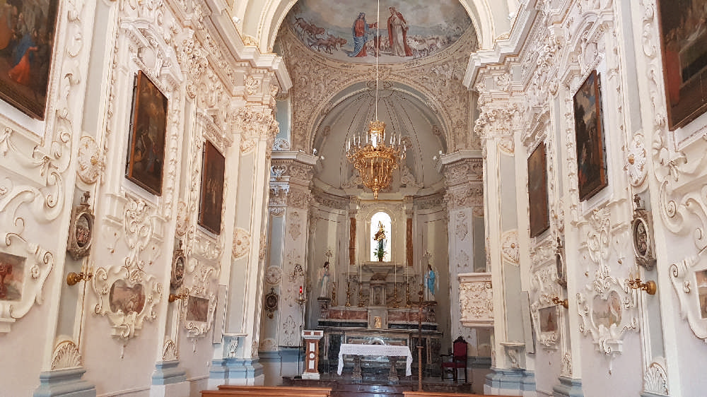 taormina interno chiesa di san giuseppe