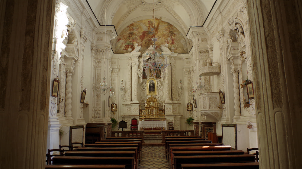 taormina interno chiesa del varò 