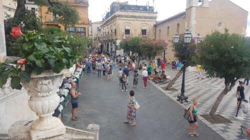 sicilia taormina vestiti autunno